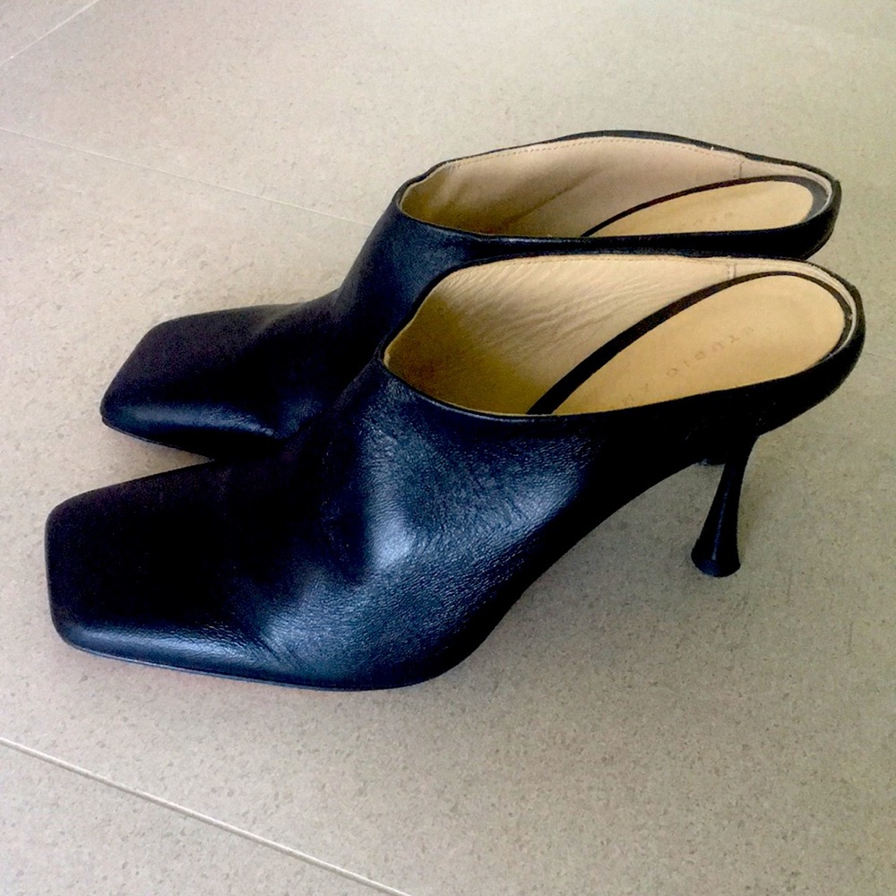 Studio Amelia Leather Mules